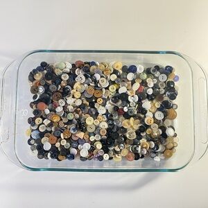 Vintage Assorted Vintage Buttons in Various Colors